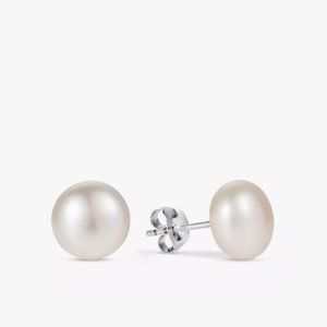 Freshwater White Pearl Stud Earrings 925